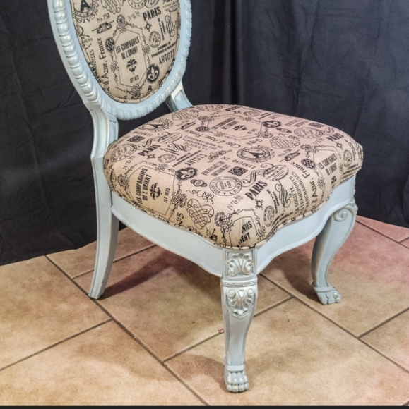Statement Chair / Blue Louis XV Style Accent Piece - Picture 7 of 10